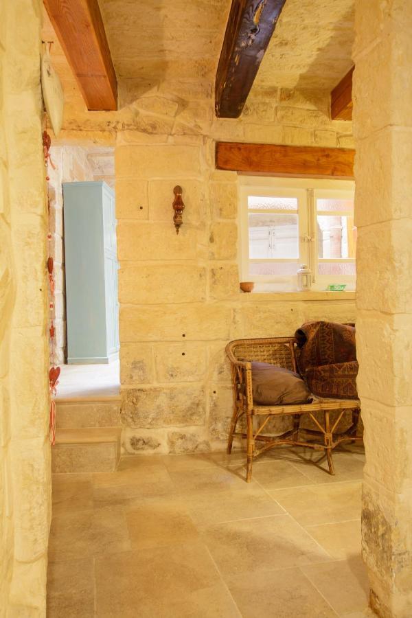 Villa Town House Steeped In History Rabat Exterior foto